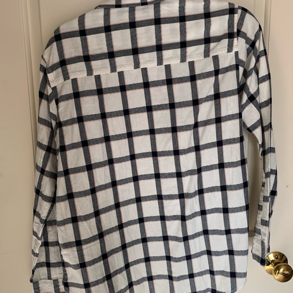 Flannel - Picture 3 of 4